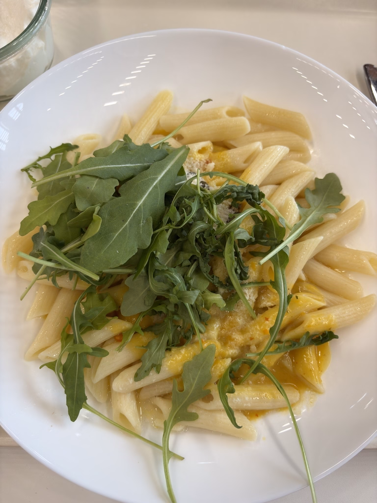 Pasta an Kürbiscremesoße - Image 1