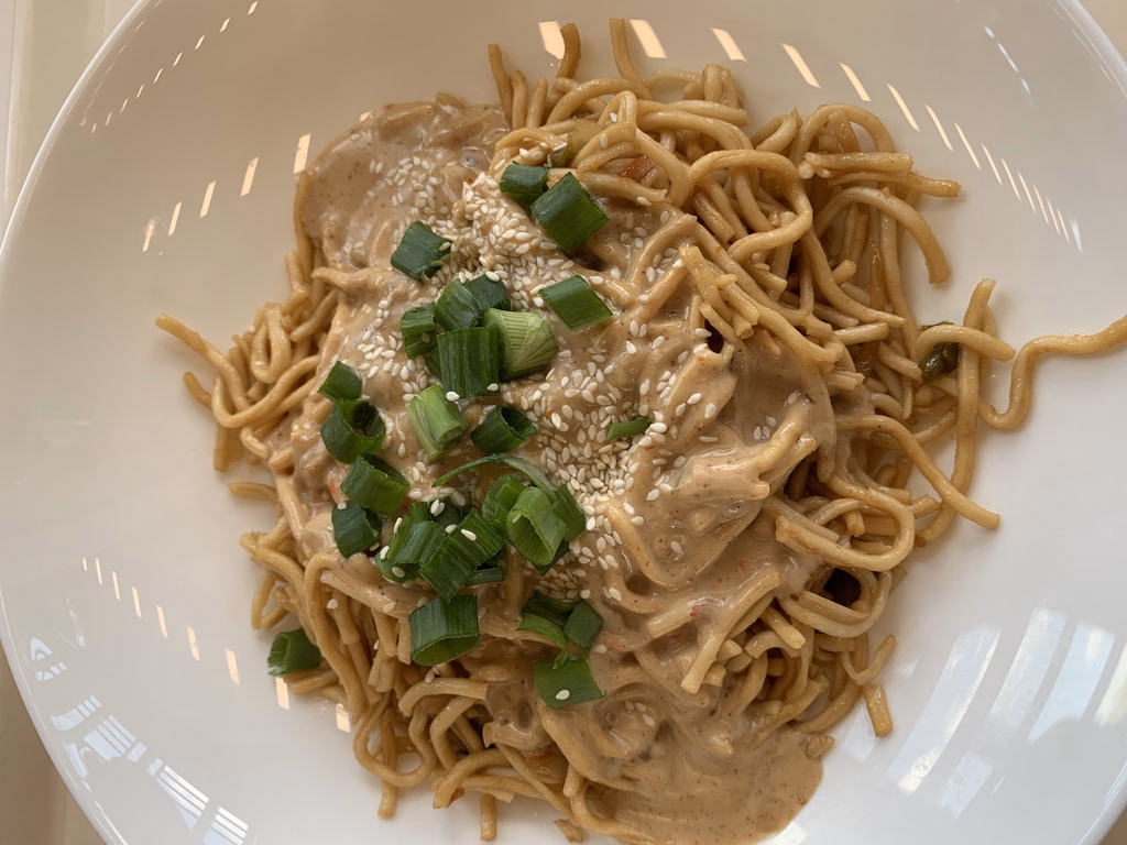 Gebratene Mie - Nudelpfanne mit frischem Gemüse - Image 1