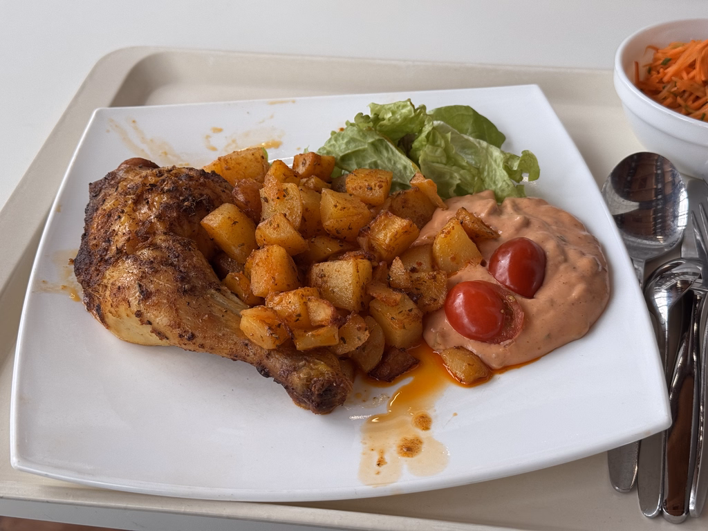 Ofenfrische Maishähnchenkeule