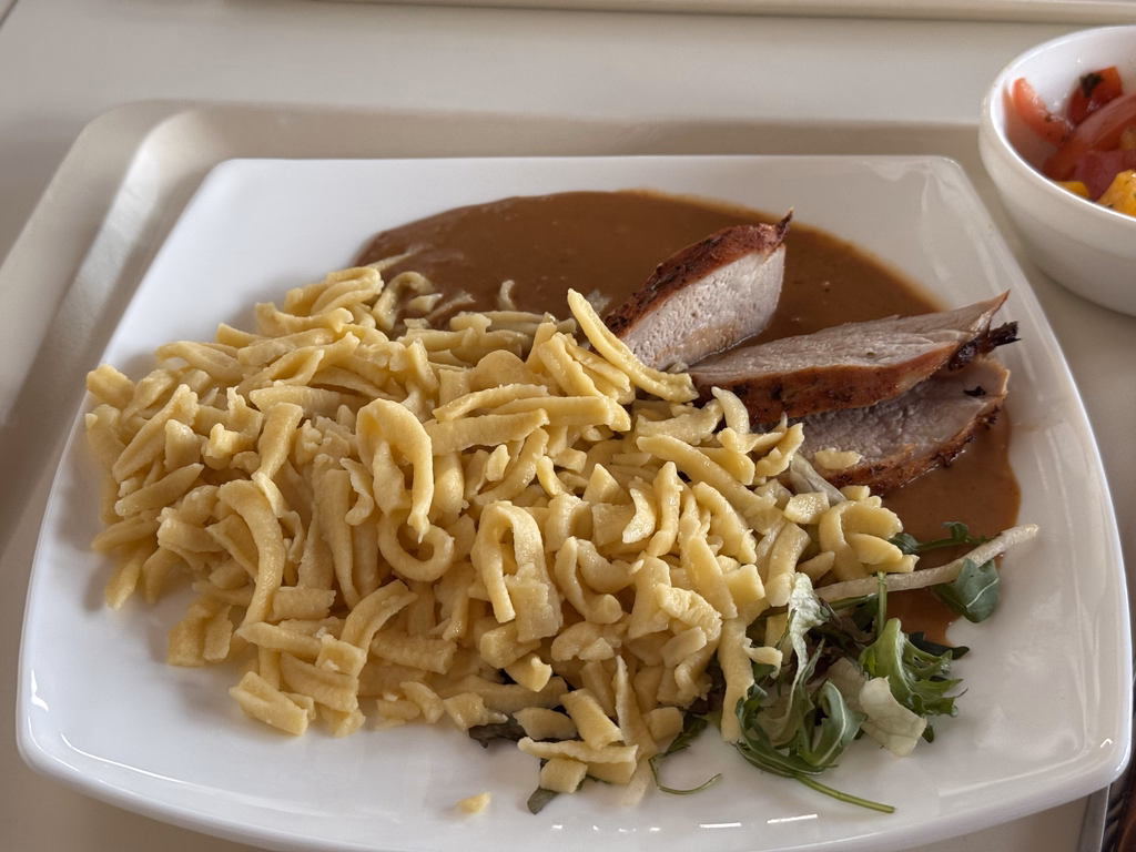 Medaillons von der Schweinelende an Rahmsoße